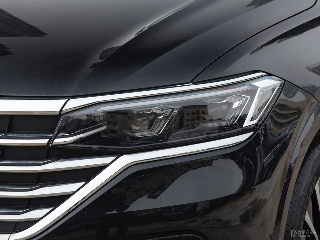 玄武黑威然車(chē)頭外觀圖片