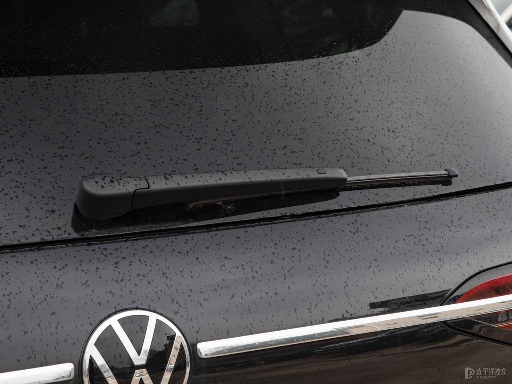 玄武黑威然車尾外觀圖片