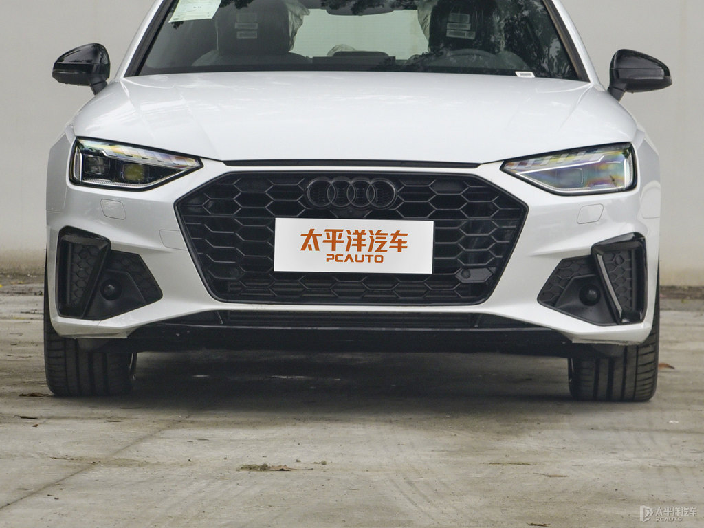 朱鷺白奧迪A4L車頭外觀圖片
