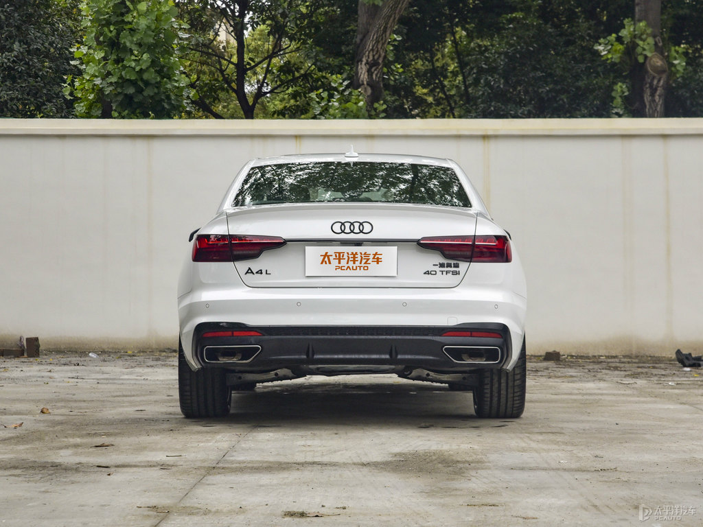 朱鷺白奧迪A4L整車(chē)外觀外觀圖片