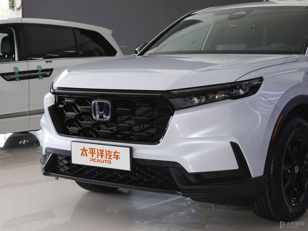 晶耀白本田CR-V新能源車頭外觀圖片