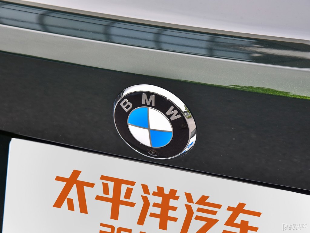 圣雷莫綠寶馬4系車尾外觀圖片