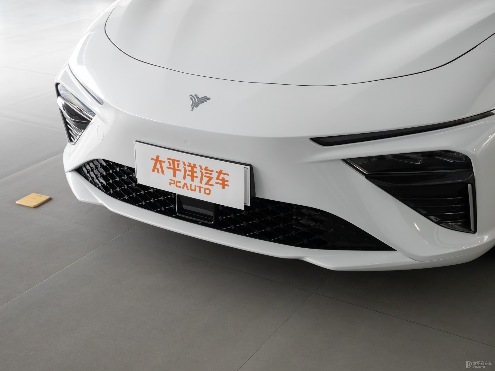 哪吒S外觀高清大圖
