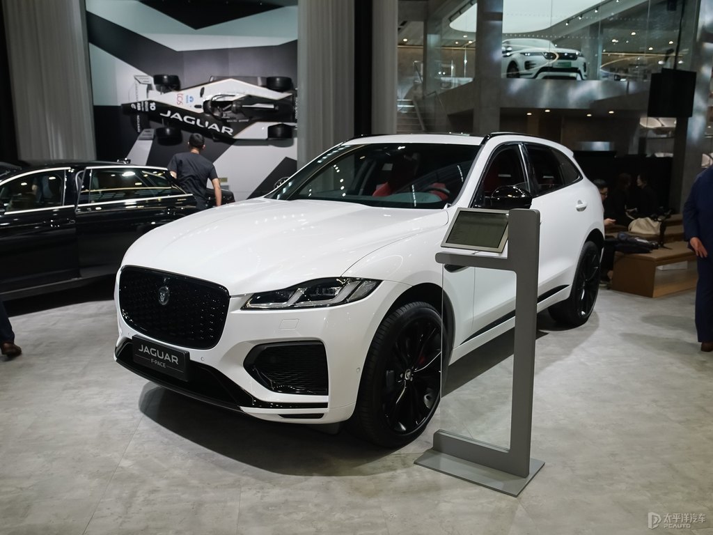 ʿ׽ݱF-PACE܇^^DƬ