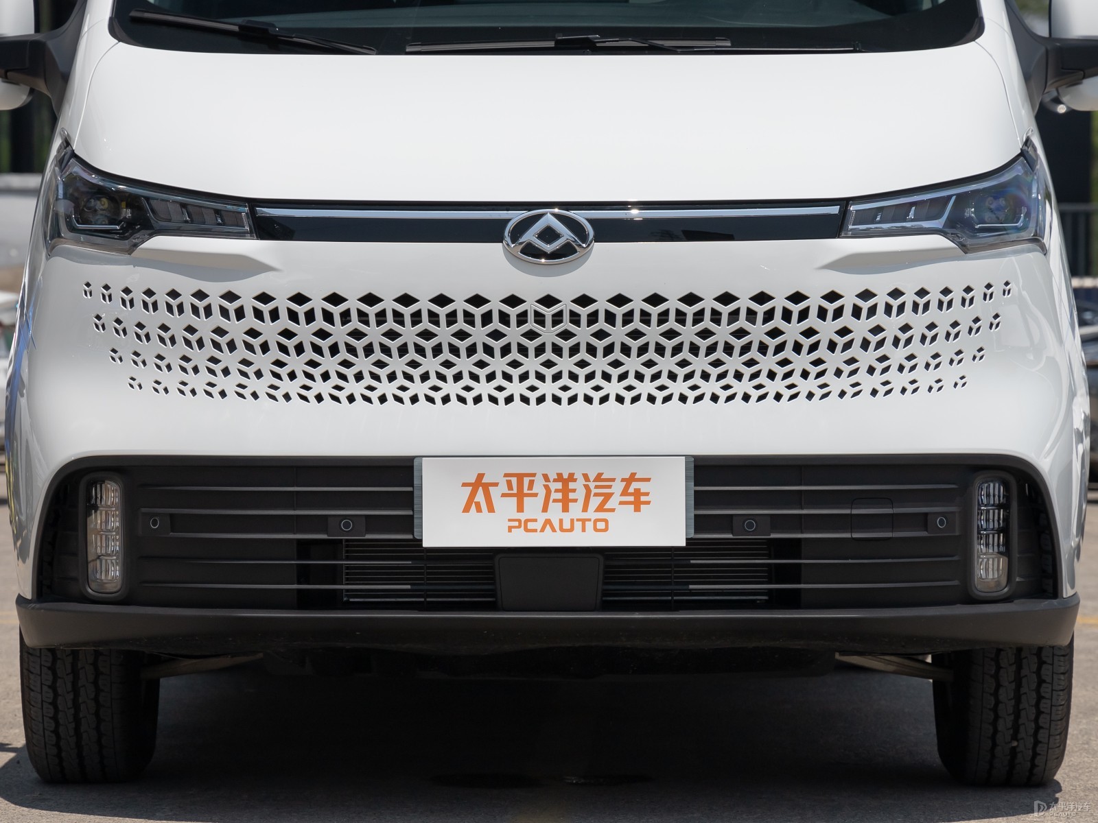 新途V70外觀高清大圖