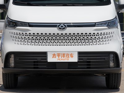 新途V70新車報價2025款與配置的完美平衡