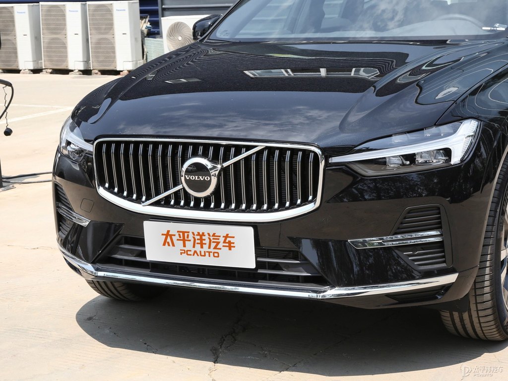 瑪瑙黑沃爾沃XC60車頭外觀圖片