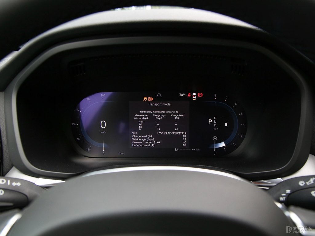 瑪瑙黑沃爾沃XC60中控內(nèi)飾圖片