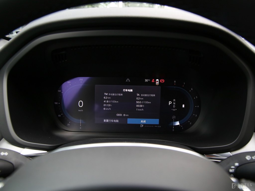 瑪瑙黑沃爾沃XC60中控內(nèi)飾圖片