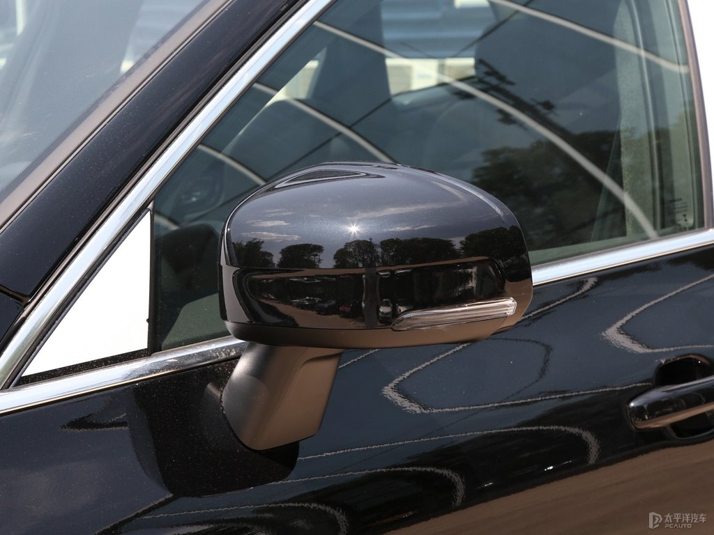 瑪瑙黑沃爾沃XC60車身外觀圖片