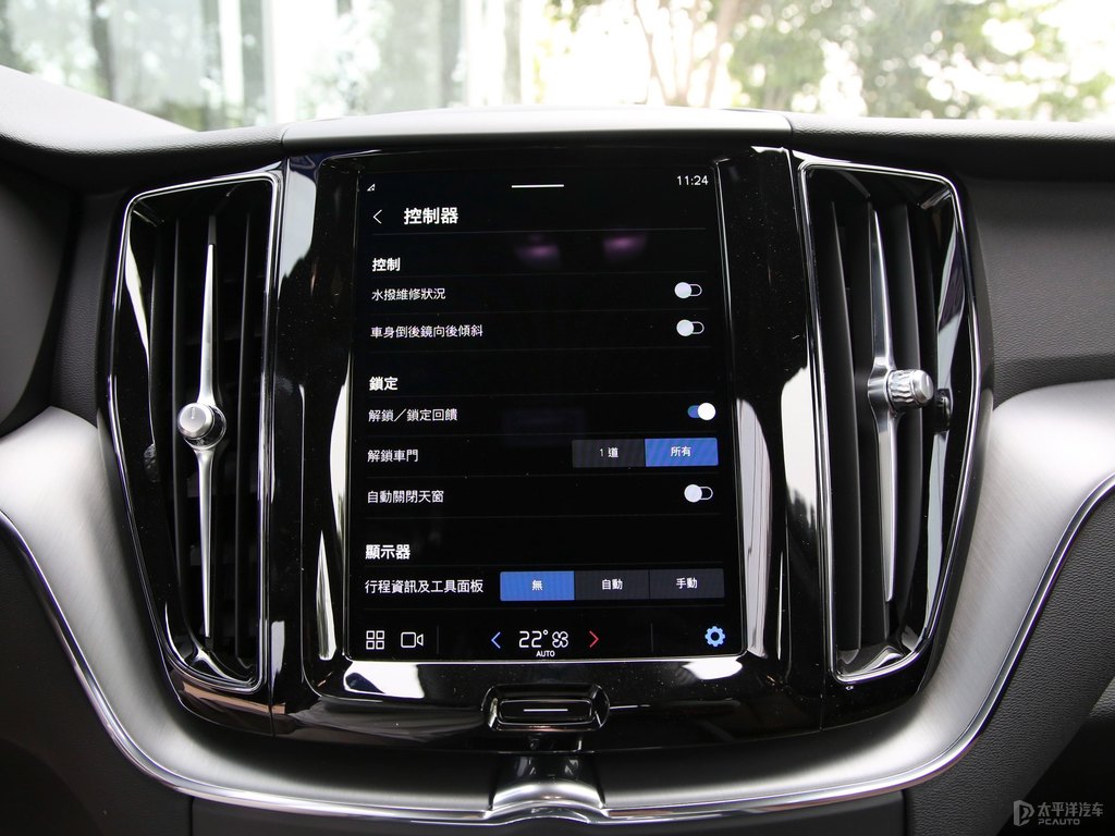瑪瑙黑沃爾沃XC60中控內(nèi)飾圖片