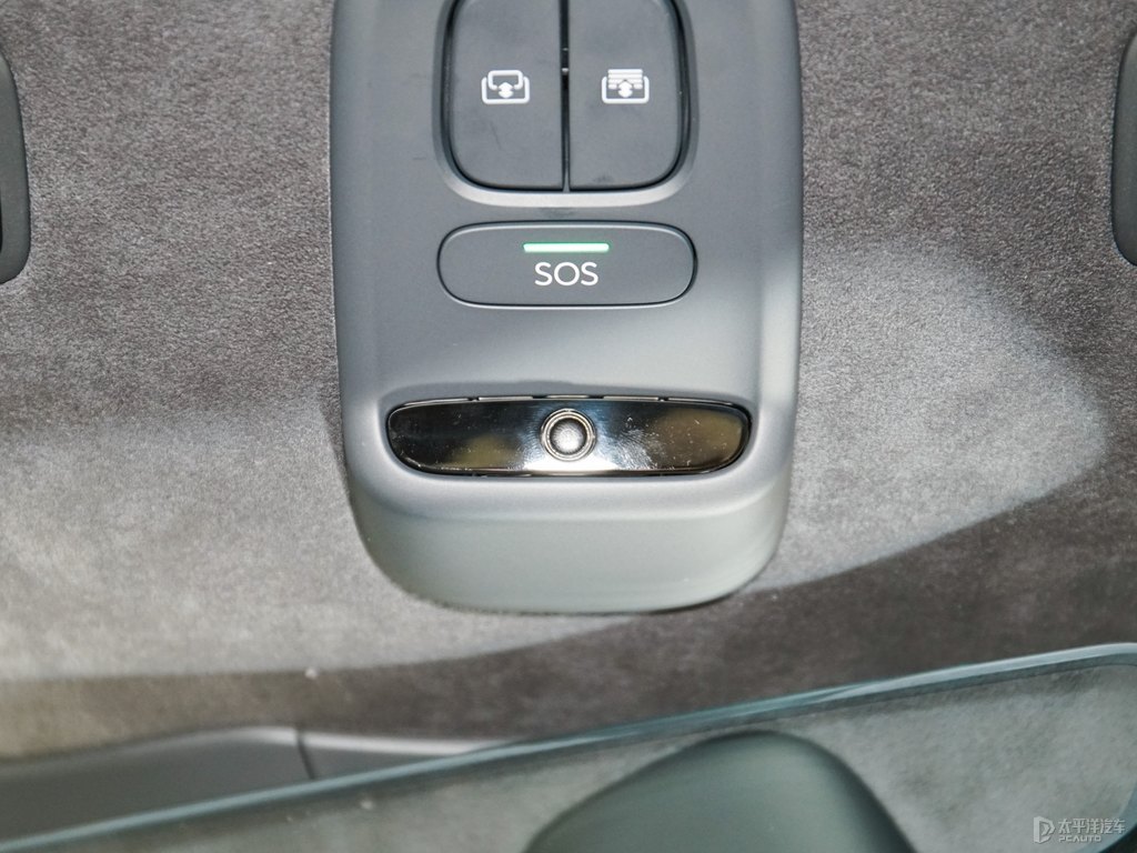 南極星藍蔚來ES8車廂內(nèi)飾圖片