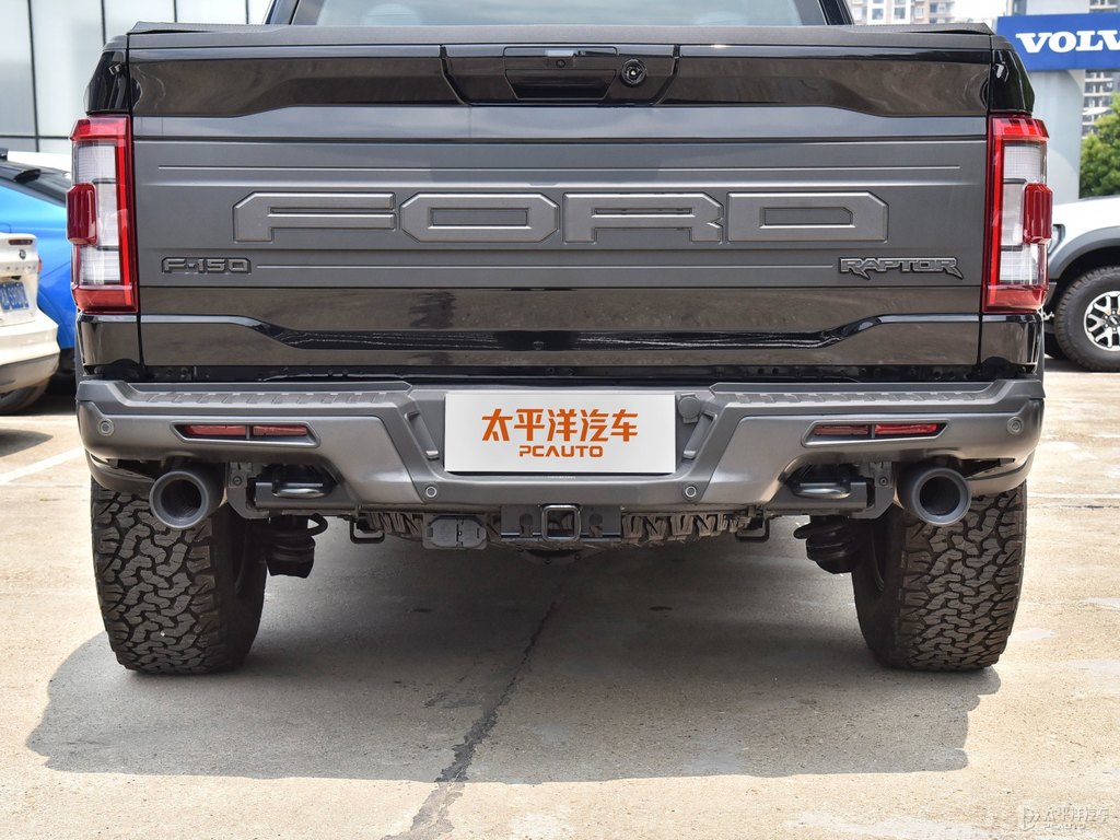 硬核黑福特F-150車尾外觀圖片