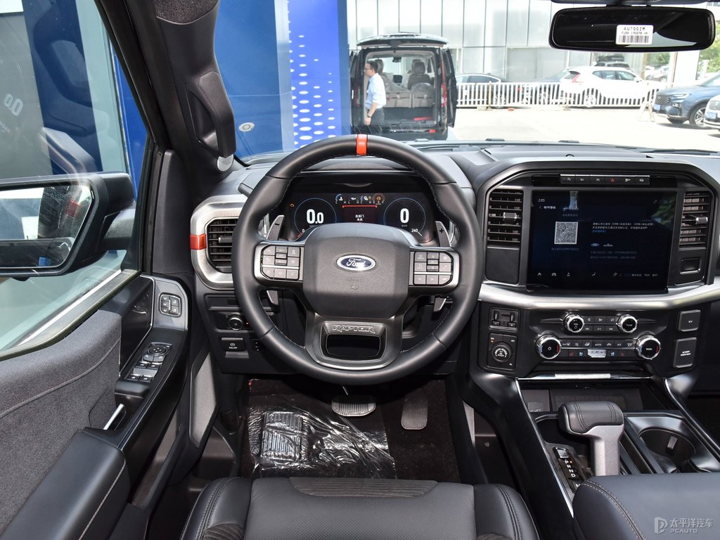 硬核黑福特F-150中控內(nèi)飾圖片