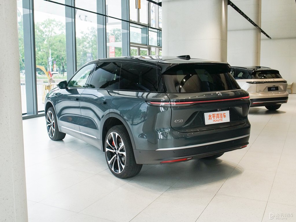 星辰綠蔚來ES8整車外觀外觀圖片