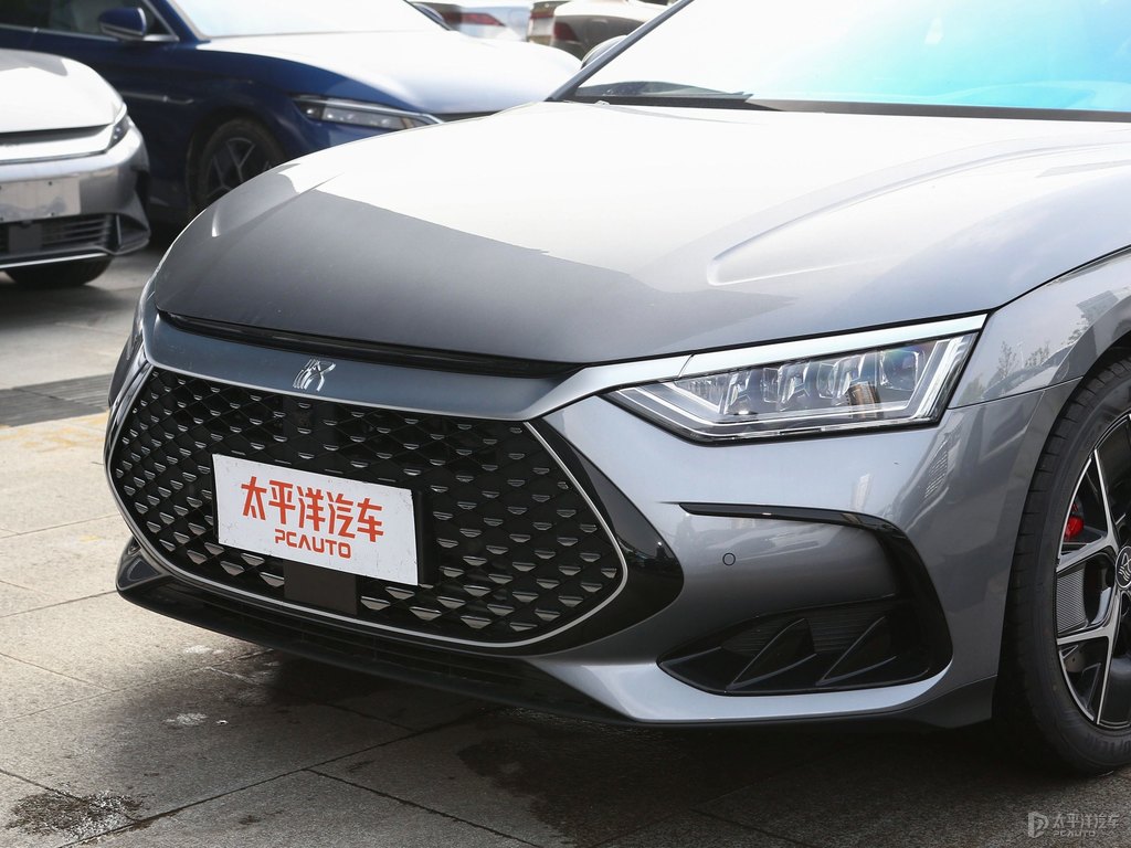 時(shí)光灰漢車頭外觀圖片