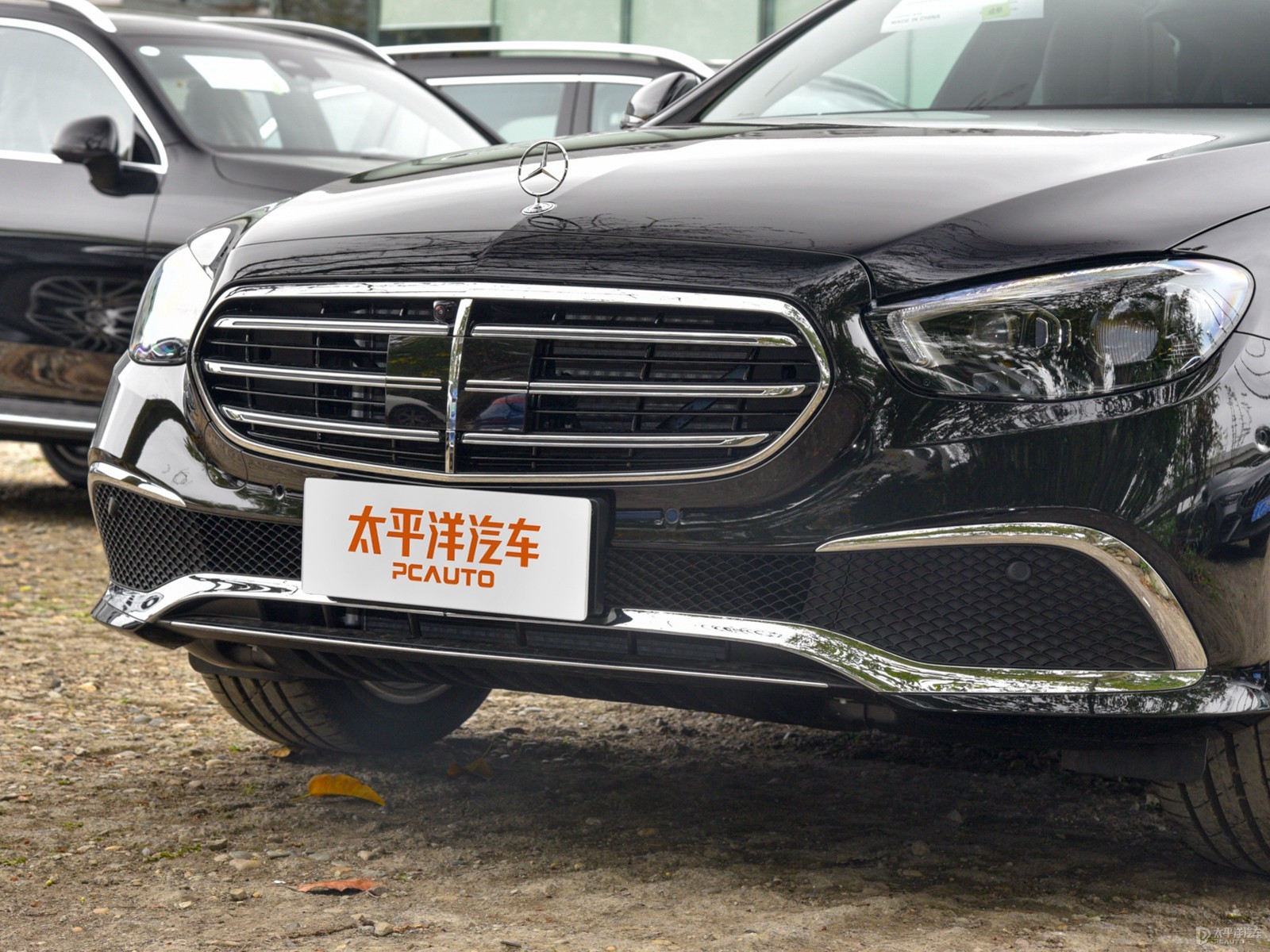 奔馳E級(jí)外觀高清大圖
