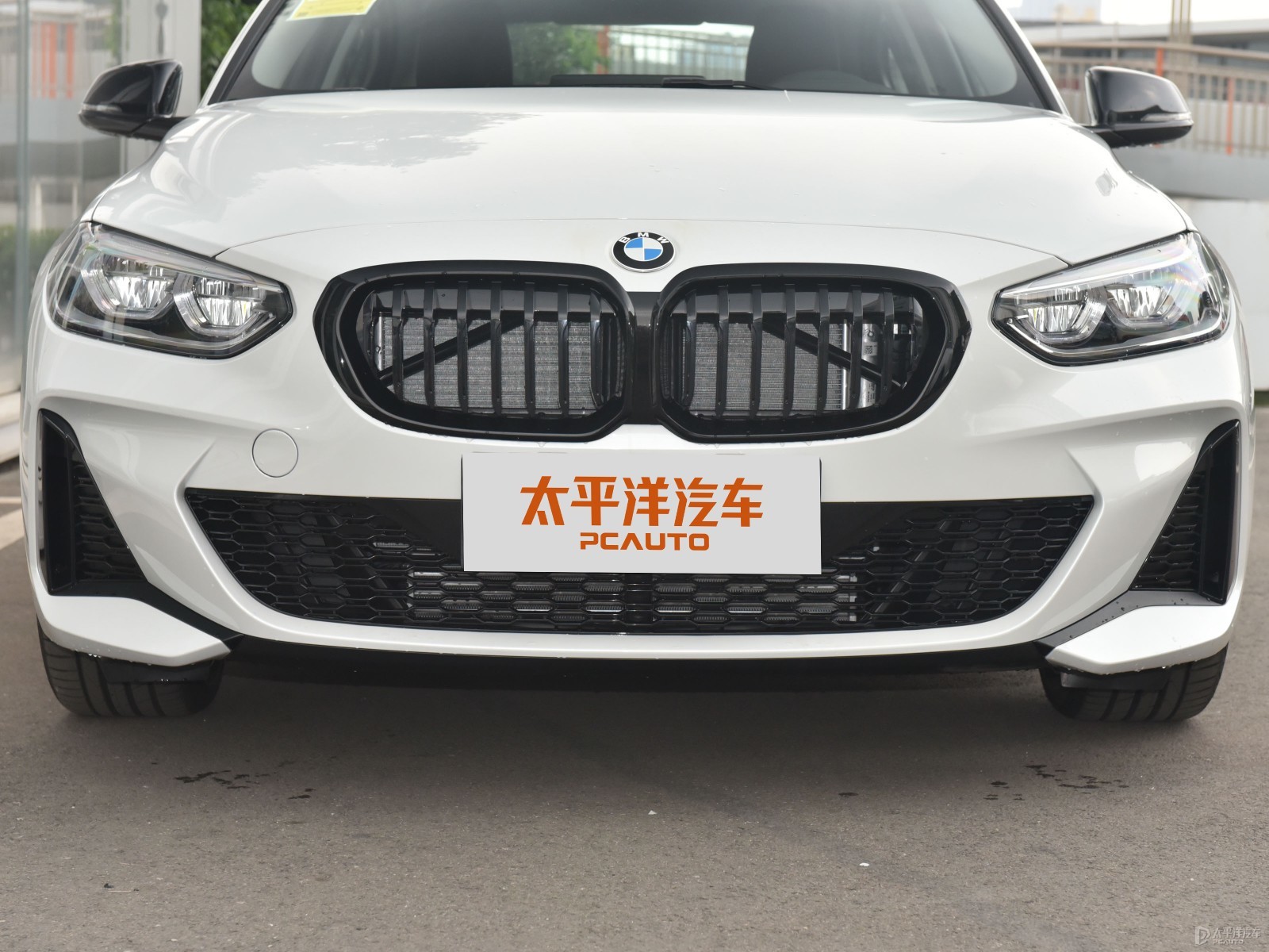 寶馬1系外觀高清大圖