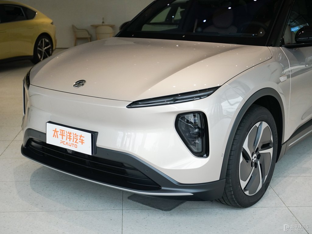 曙光金蔚來(lái)ES6車(chē)頭外觀圖片