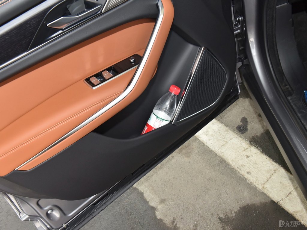 ҽݱF-PACE(ch)ggDƬ