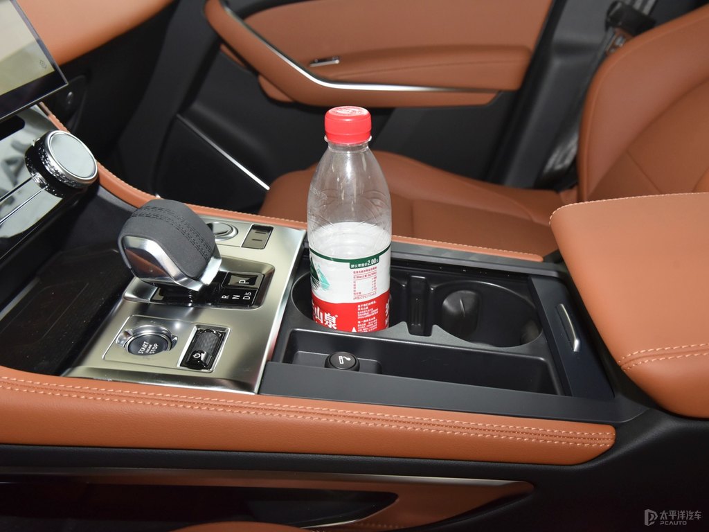 ҽݱF-PACE(ch)ggDƬ