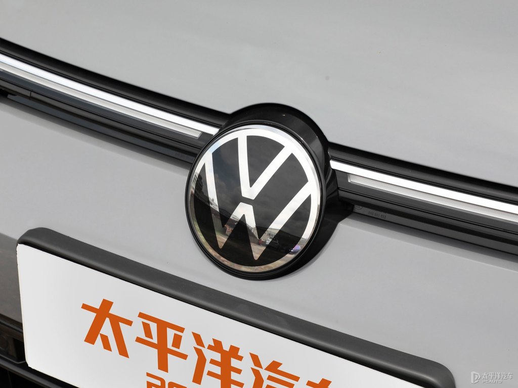 月巖灰高爾夫車頭外觀圖片