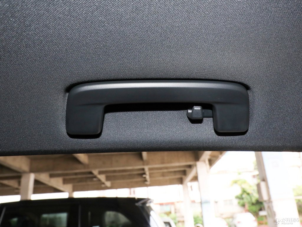 月巖灰高爾夫車廂內(nèi)飾圖片