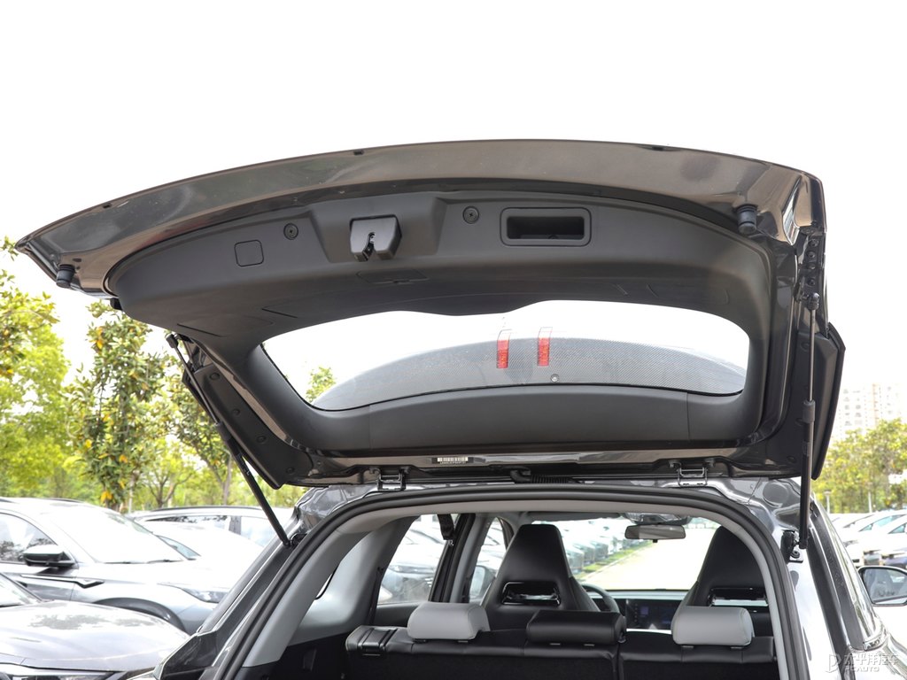 安第斯灰長安CS75 PLUS后備廂空間圖片