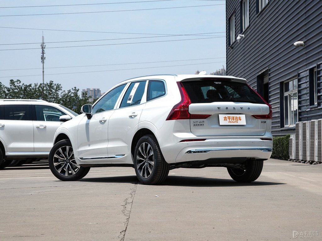 水晶白沃爾沃XC60整車外觀外觀圖片