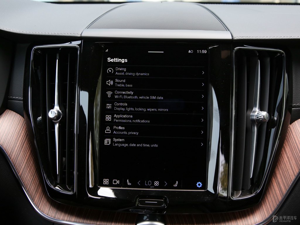 水晶白沃爾沃XC60中控內飾圖片