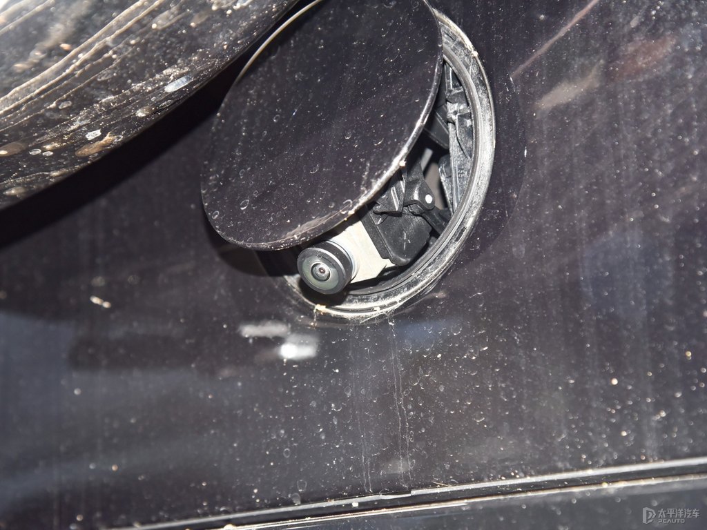 曜巖黑奔馳G級車尾外觀圖片