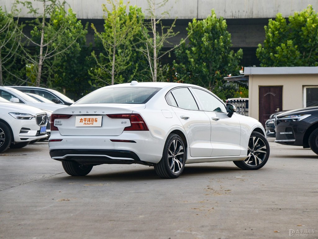 水晶白沃爾沃S60整車外觀外觀圖片