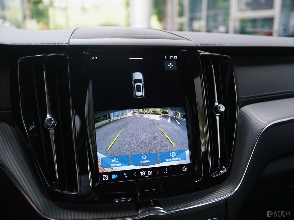 水晶白沃爾沃XC60中控內(nèi)飾圖片