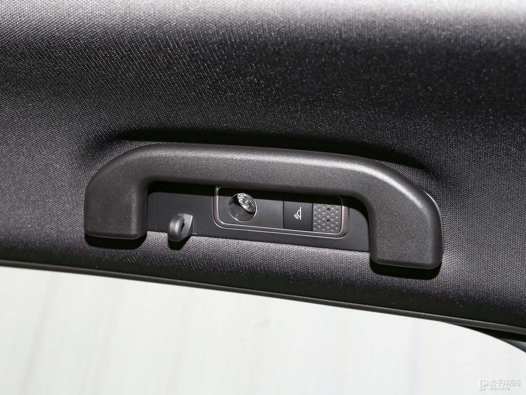 冰川藍(lán)唐新能源車廂內(nèi)飾圖片