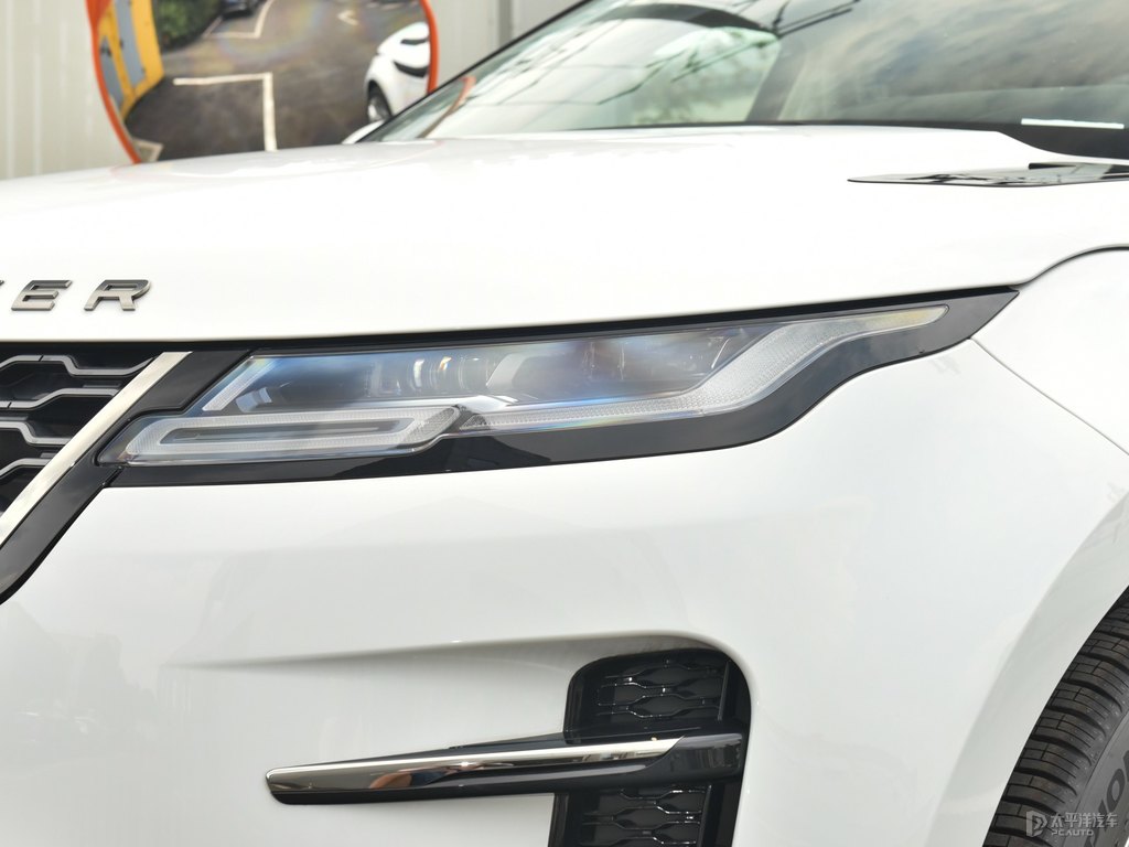 富士白攬勝極光車頭外觀圖片