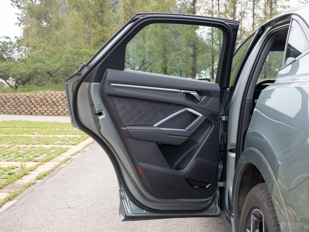 奧迪Q3 Sportback車廂內(nèi)飾圖片