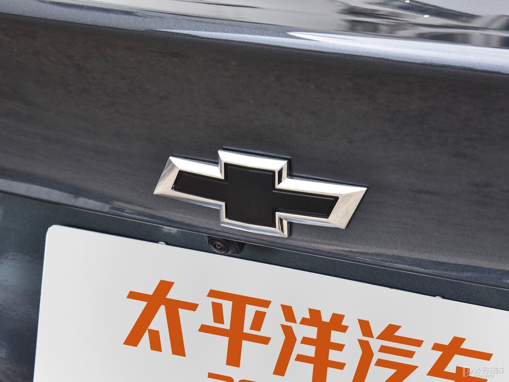 寒光灰邁銳寶XL車尾外觀圖片