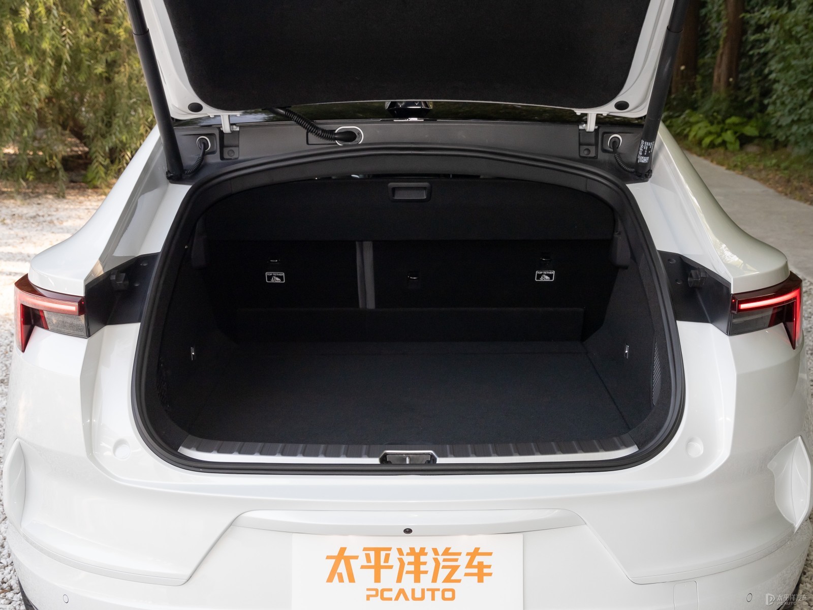 Polestar 4空間高清大圖