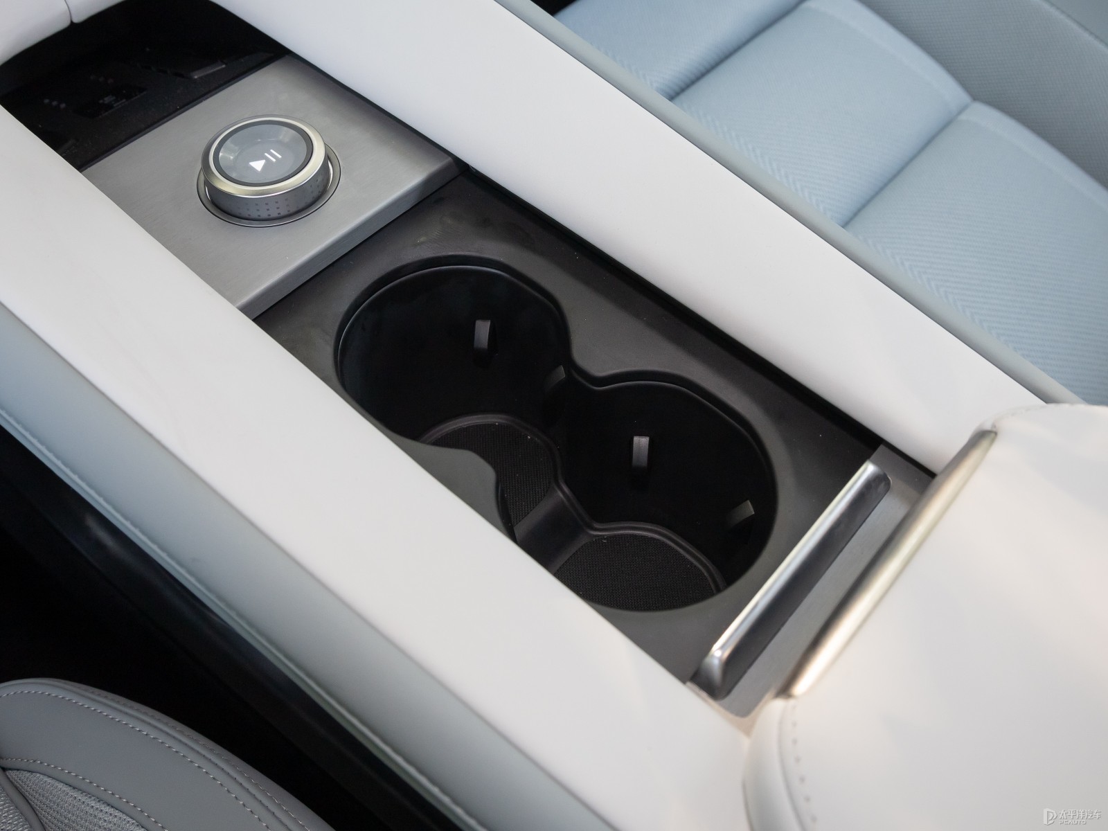 Polestar 4空間高清大圖