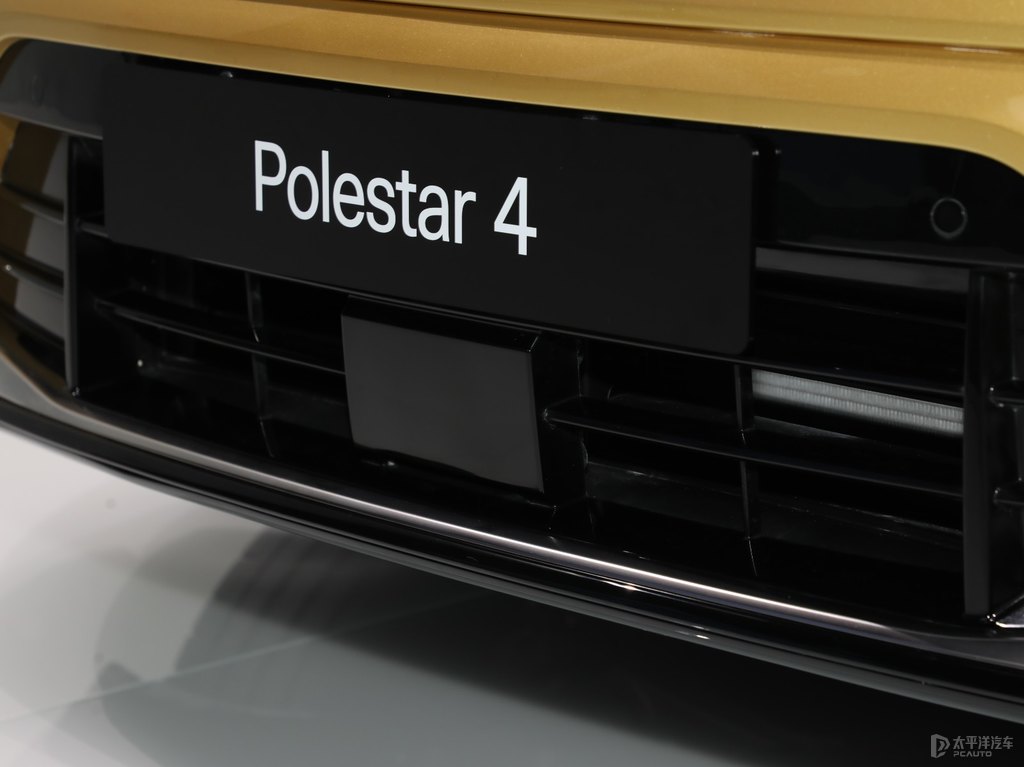Polestar 4DƬ