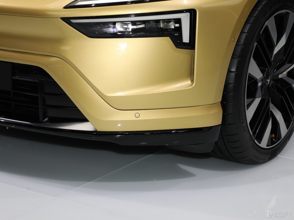 Polestar 4DƬ