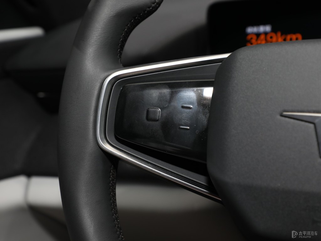 Polestar 4DƬ