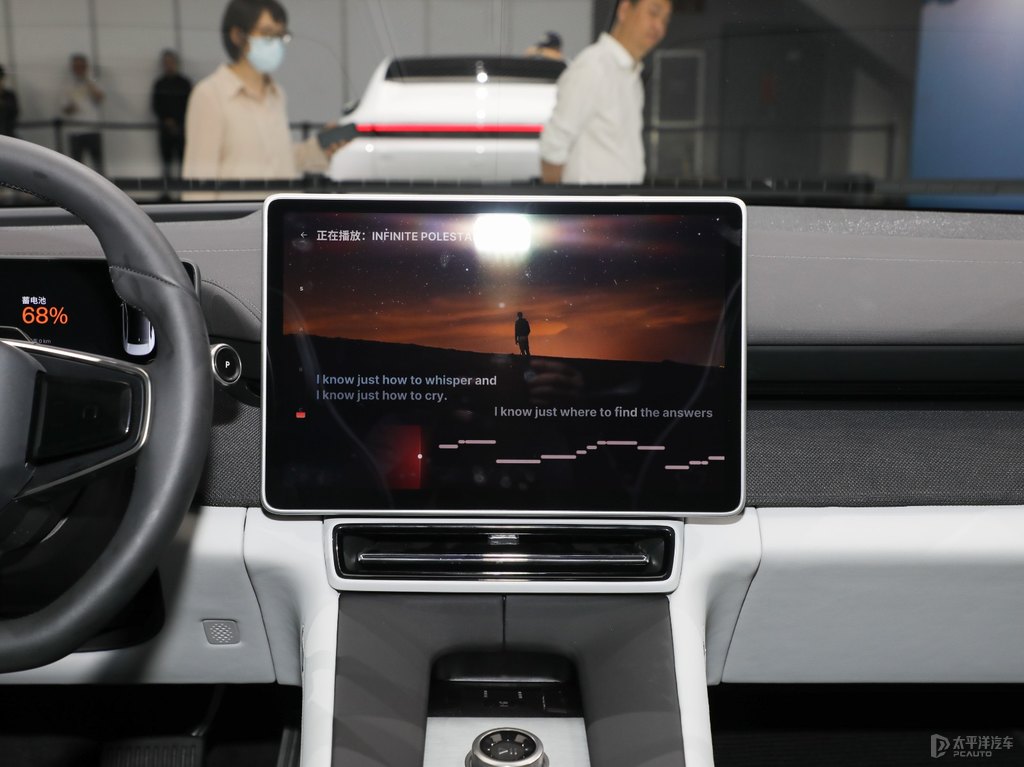 Polestar 4DƬ