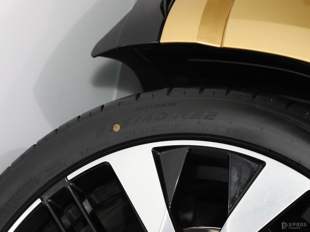 Polestar 4DƬ