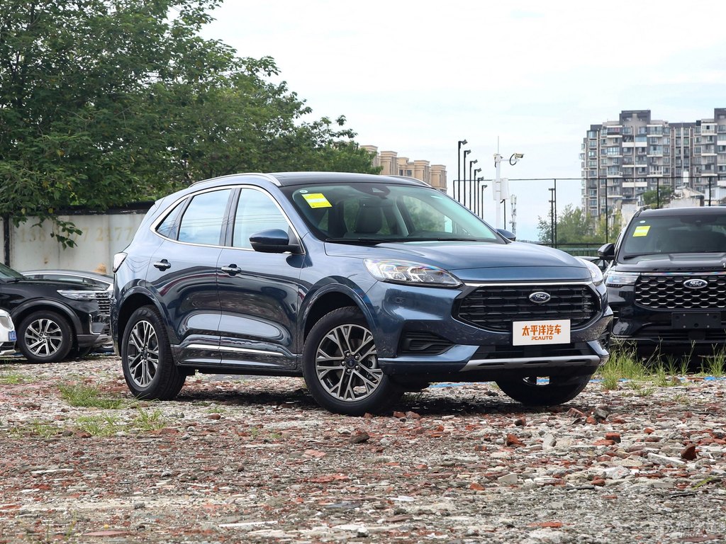 靜謐藍(lán)銳際整車外觀外觀圖片