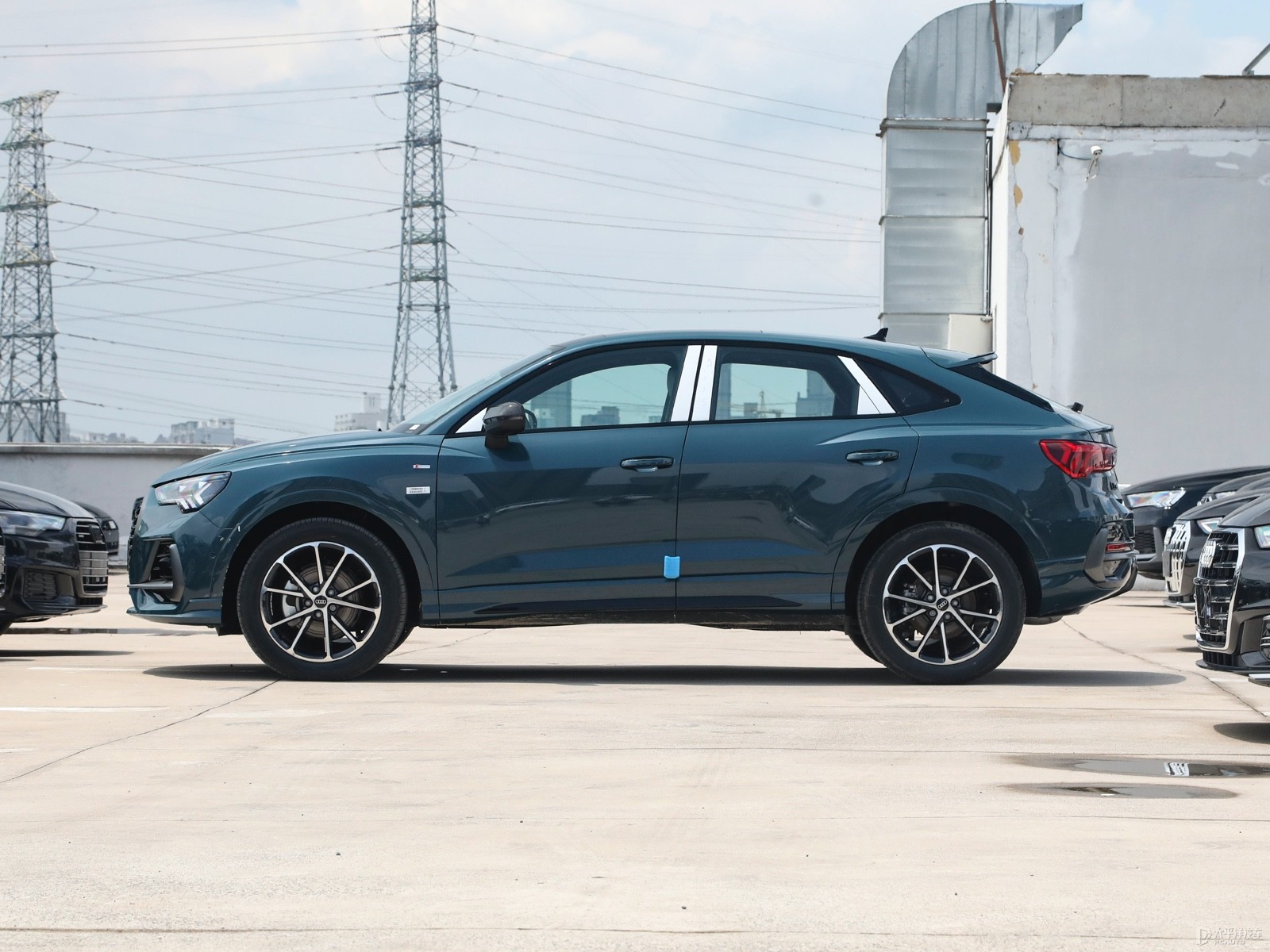 奧迪Q3 Sportback外觀高清大圖