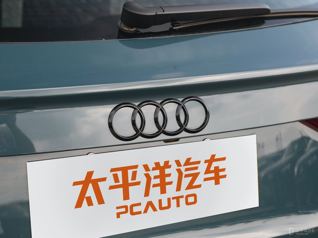 阿瓦隆綠奧迪Q3 Sportback車尾外觀圖片