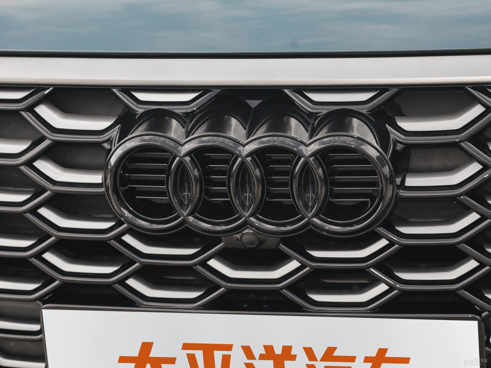 奧迪Q3 Sportback外觀高清大圖