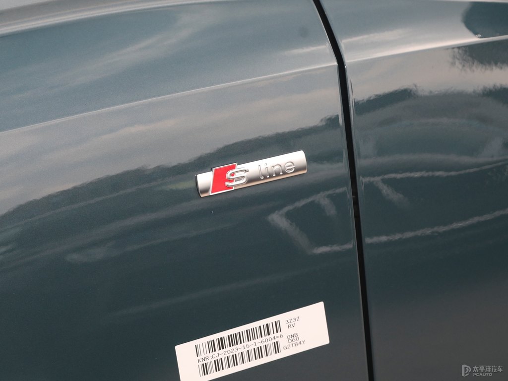 阿瓦隆綠奧迪Q3 Sportback車身外觀圖片