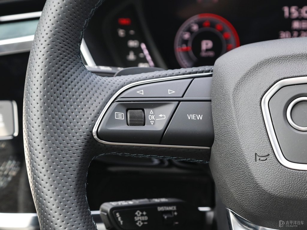 阿瓦隆綠奧迪Q3 Sportback中控內(nèi)飾圖片